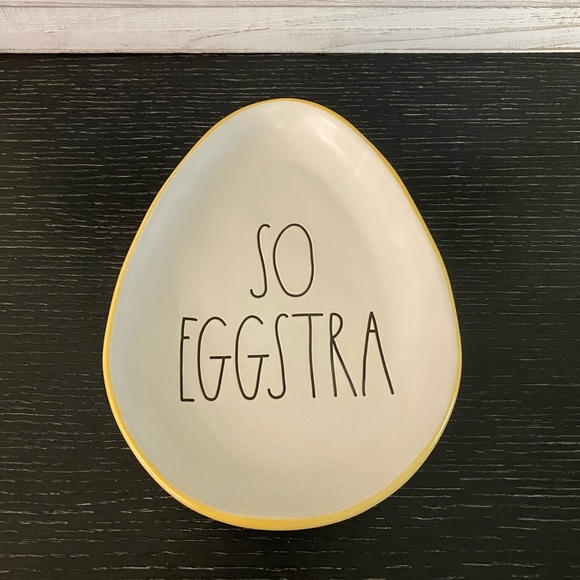 🌸SALE🌸 Rae Dunn SO EGGSTRA Plate - Picture 3 of 6
